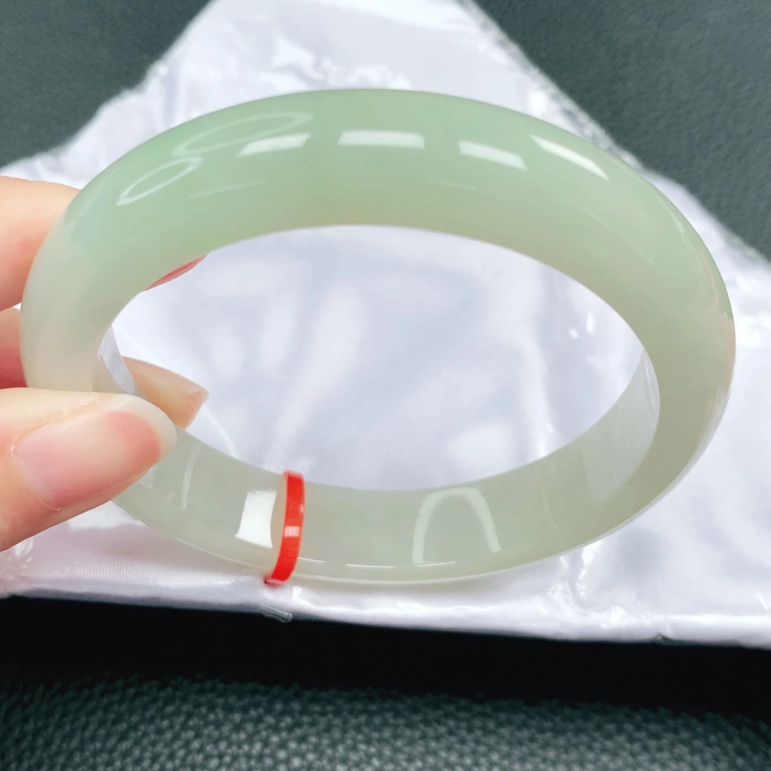 翡翠未镶嵌手镯61圈