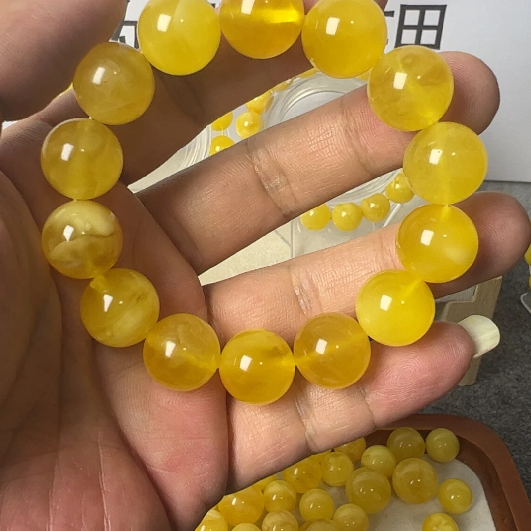 独***处琥珀未镶嵌裸石微瑕手串