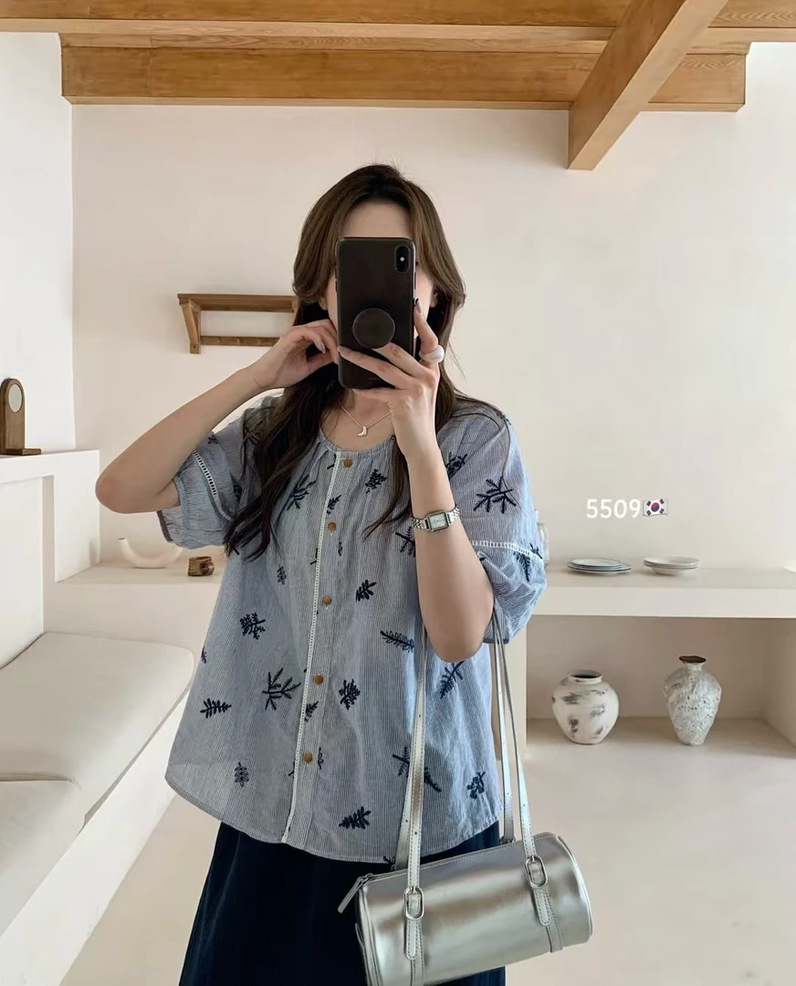 2025新中式甜美时尚百搭开襟钮扣圆领泡泡老钱风痞帅炸街风女装