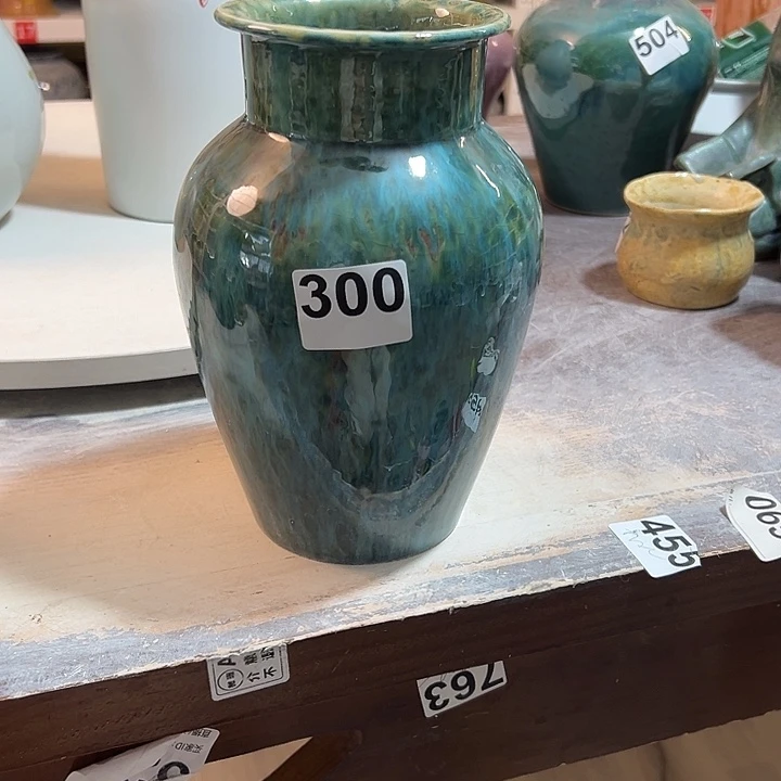 灵****白泥花瓶口8，高22，300，摆件微瑕