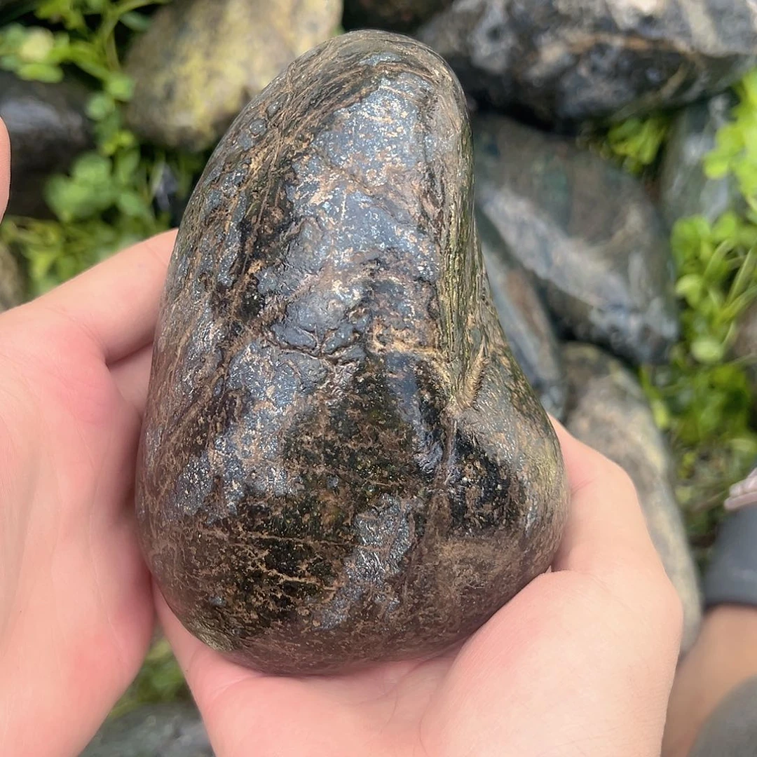 蛇纹石玉合金奇石暖**@