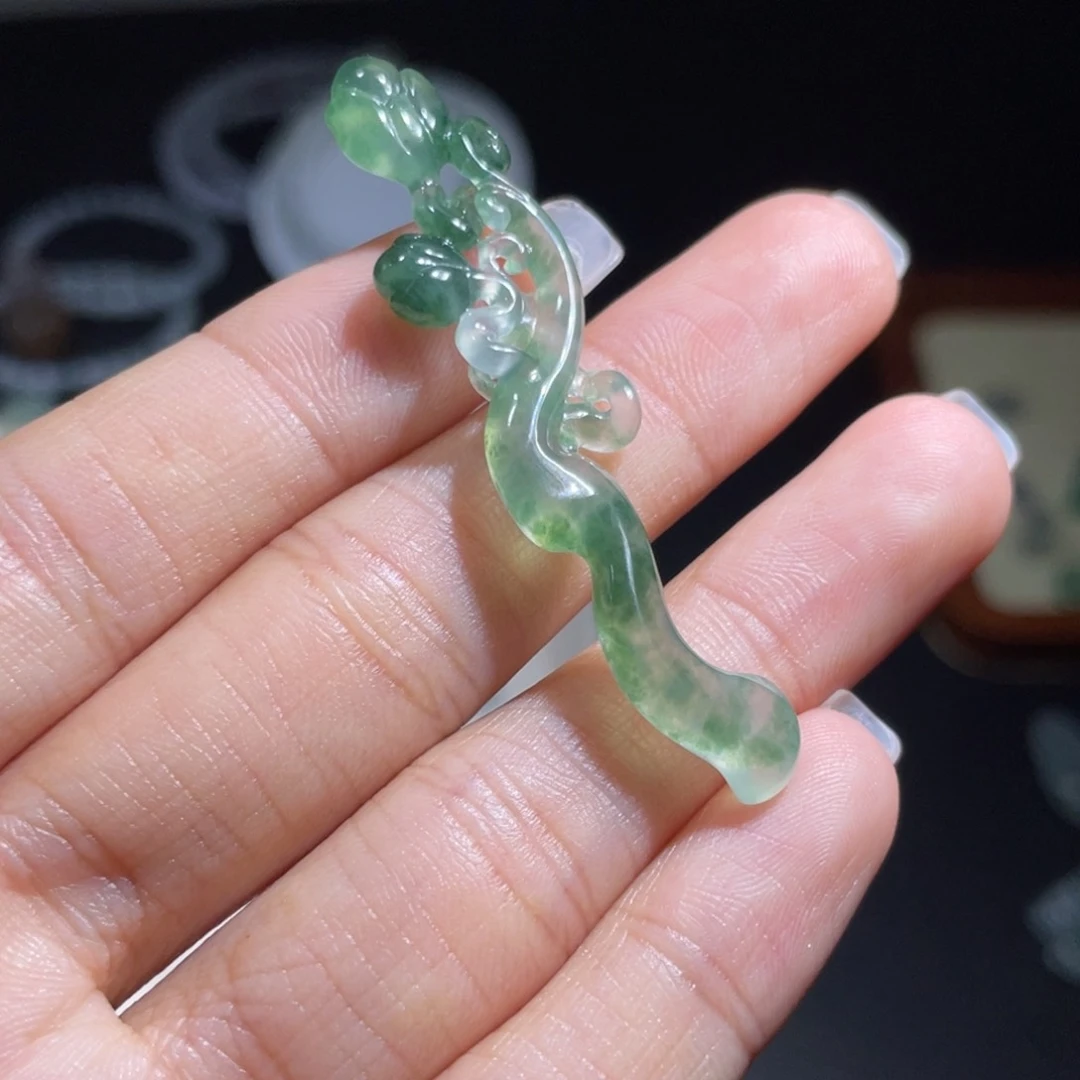 吊坠(不含链)未镶嵌翡翠玉兰花