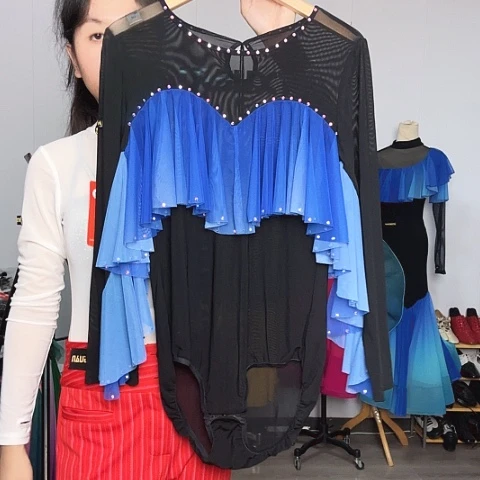 XXL。