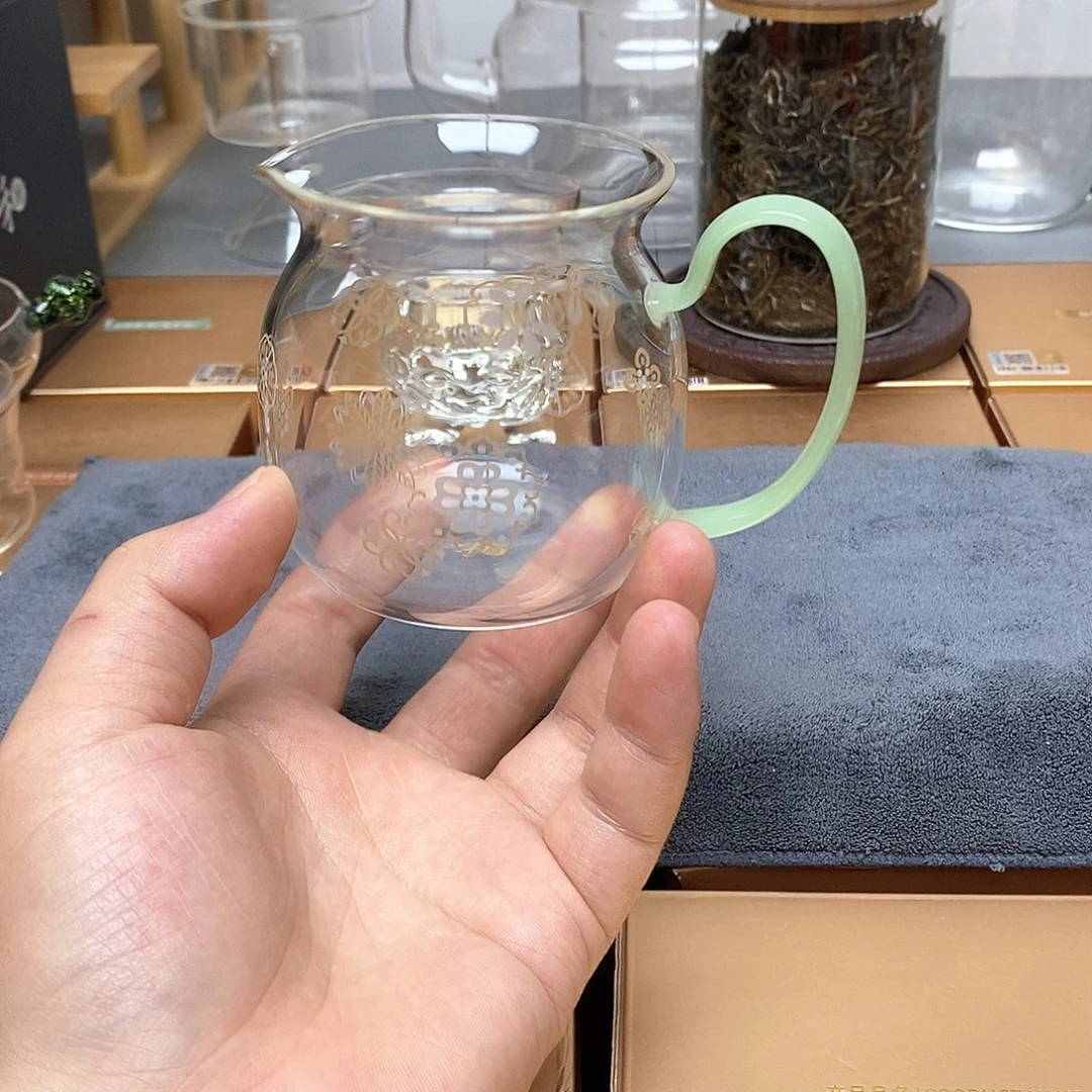 禾器小美满皮球花浅玉色