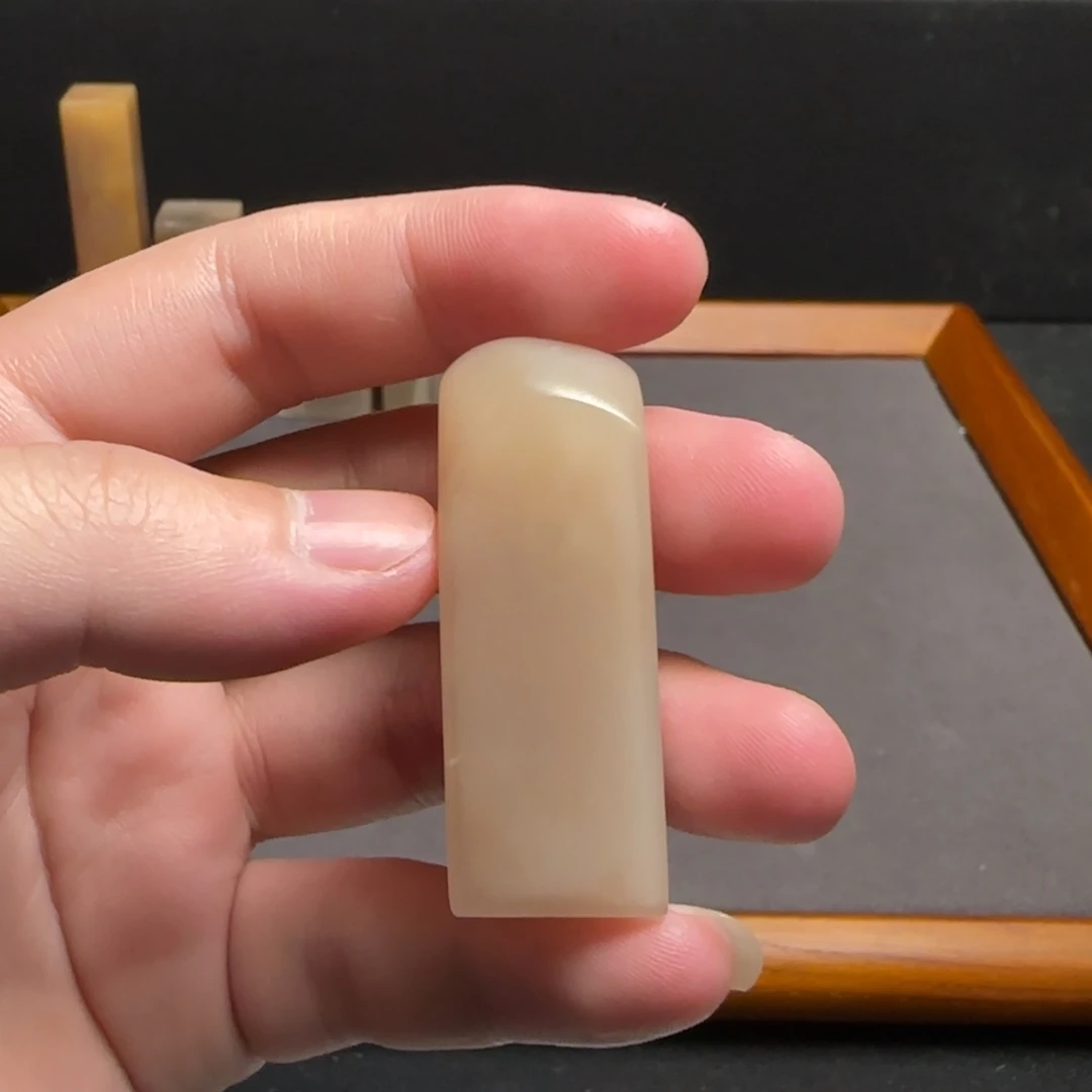 巴林石印石牛角冻1.7×4.7