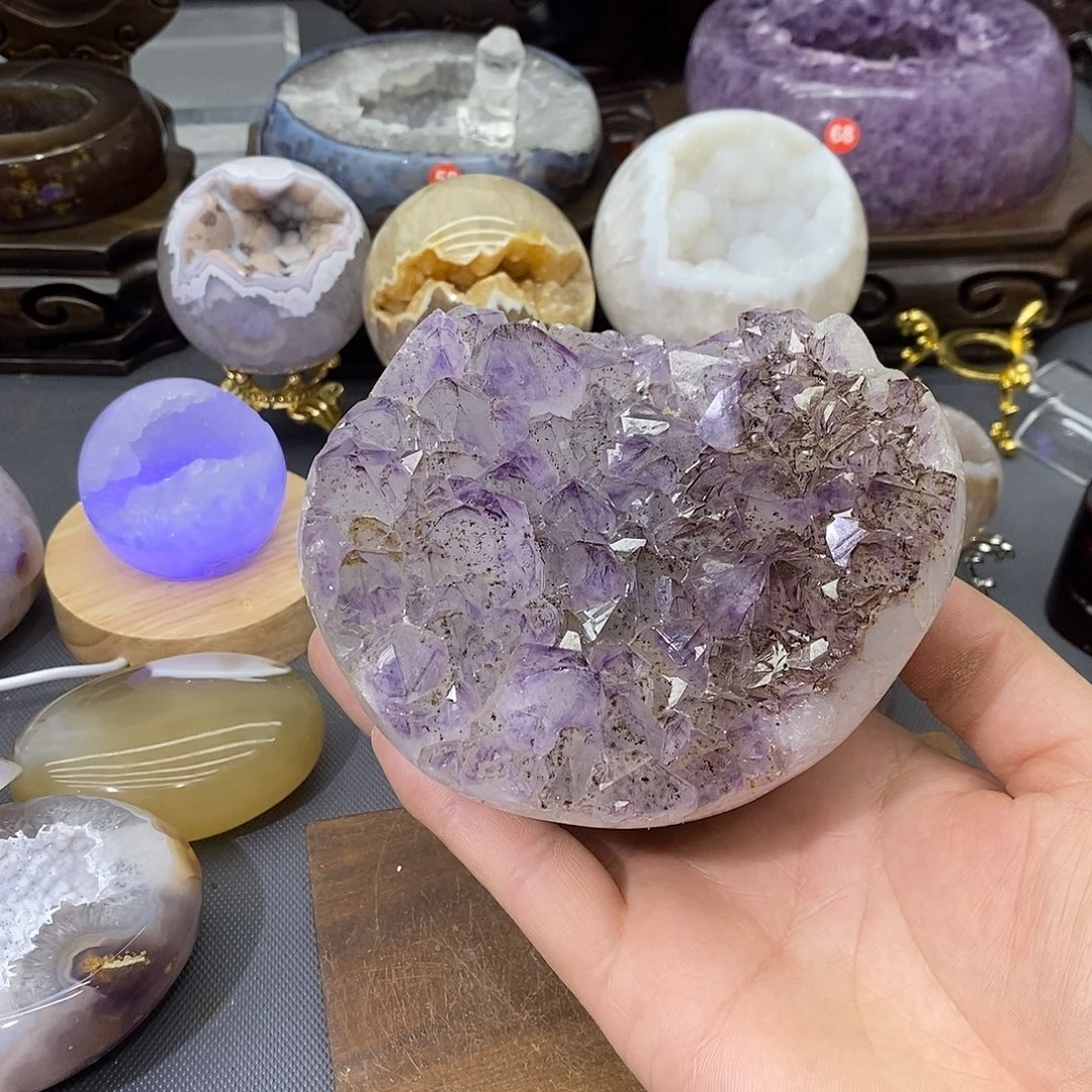 紫晶未镶嵌摆件紫晶手捧花