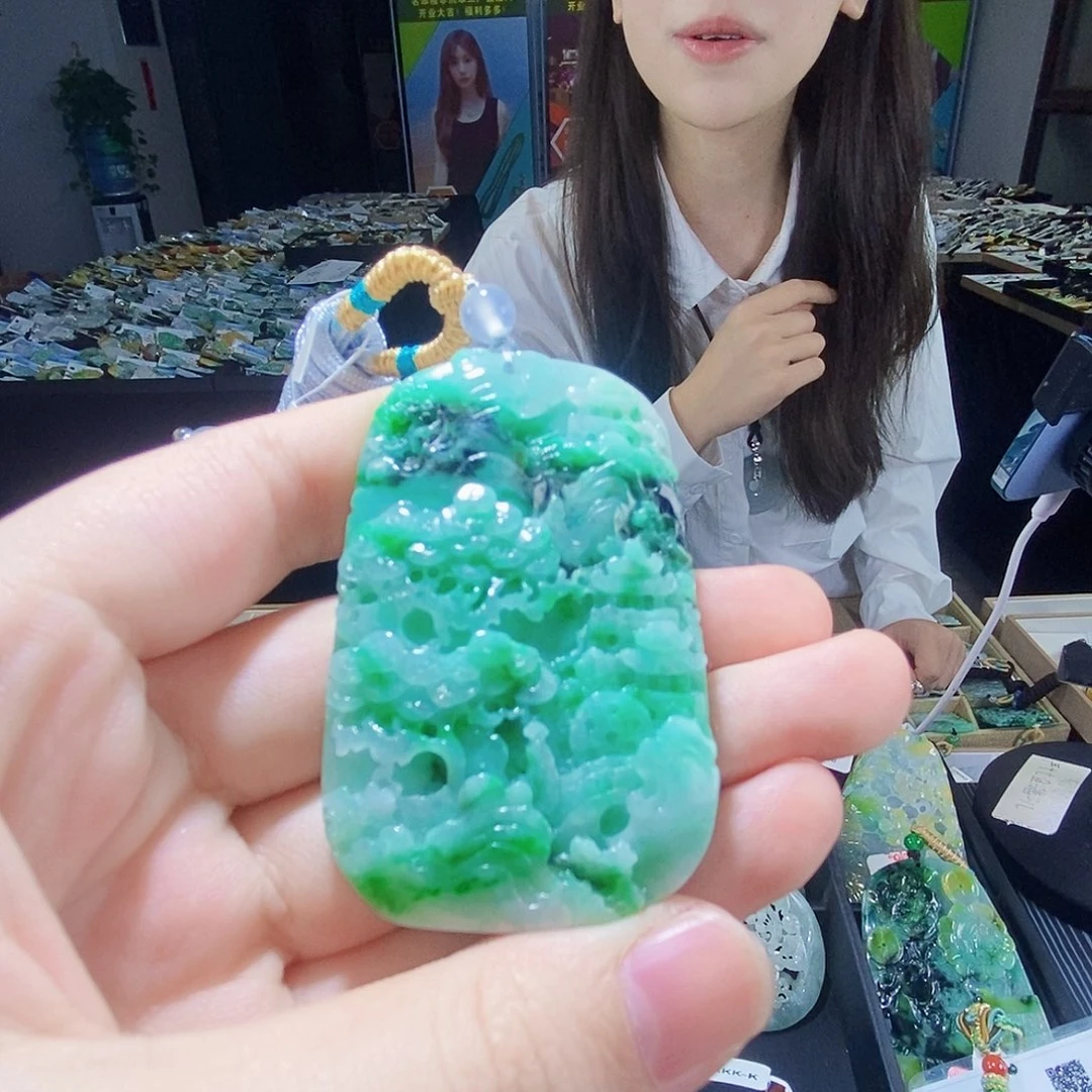 颈饰未镶嵌翡翠翡翠