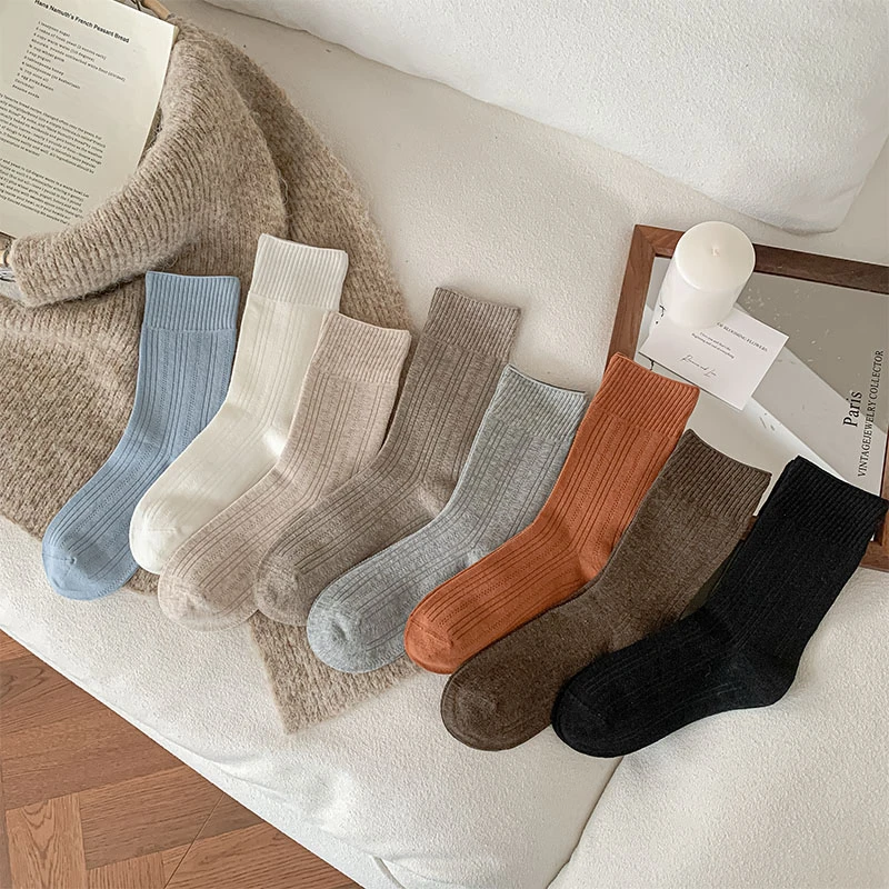 温柔燕麦色袜子春秋款细纹竖条学生jk中筒袜宽边松口文艺风堆堆袜