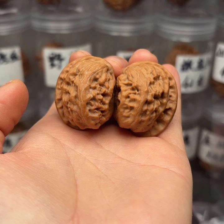 桃核吊坠野狼异性