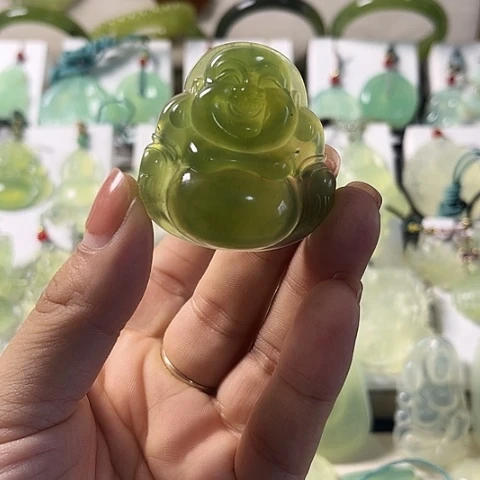 未镶嵌蛇纹石玉颈饰