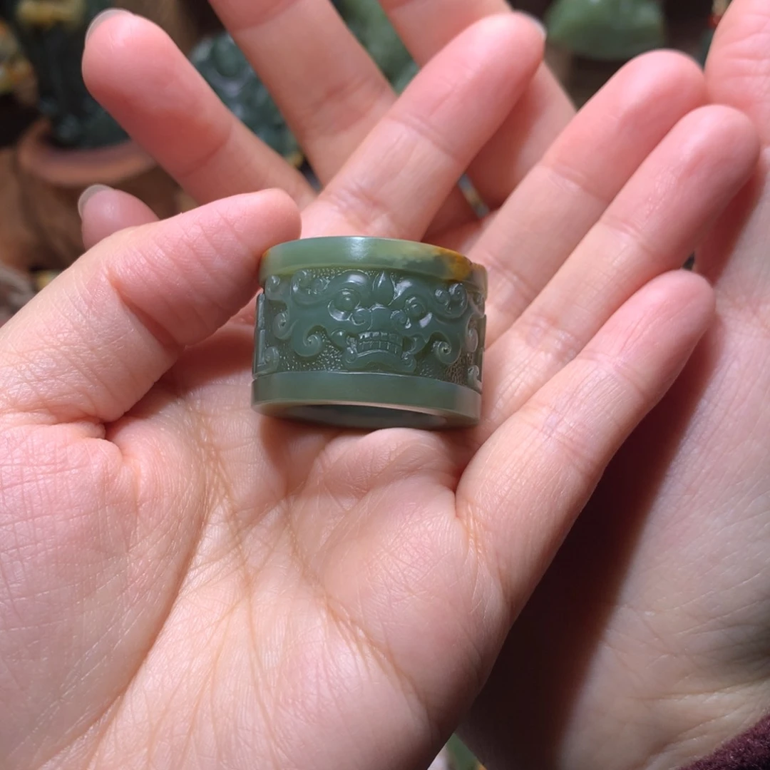 岫岩河磨玉（透闪石质玉）把件未镶嵌奶****，