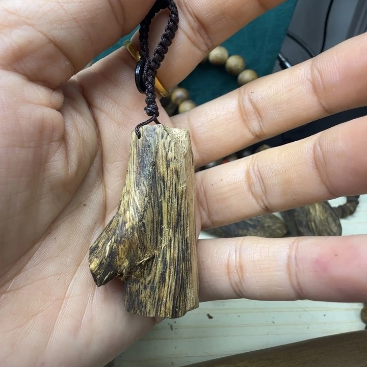 沉香枕沉香原材料