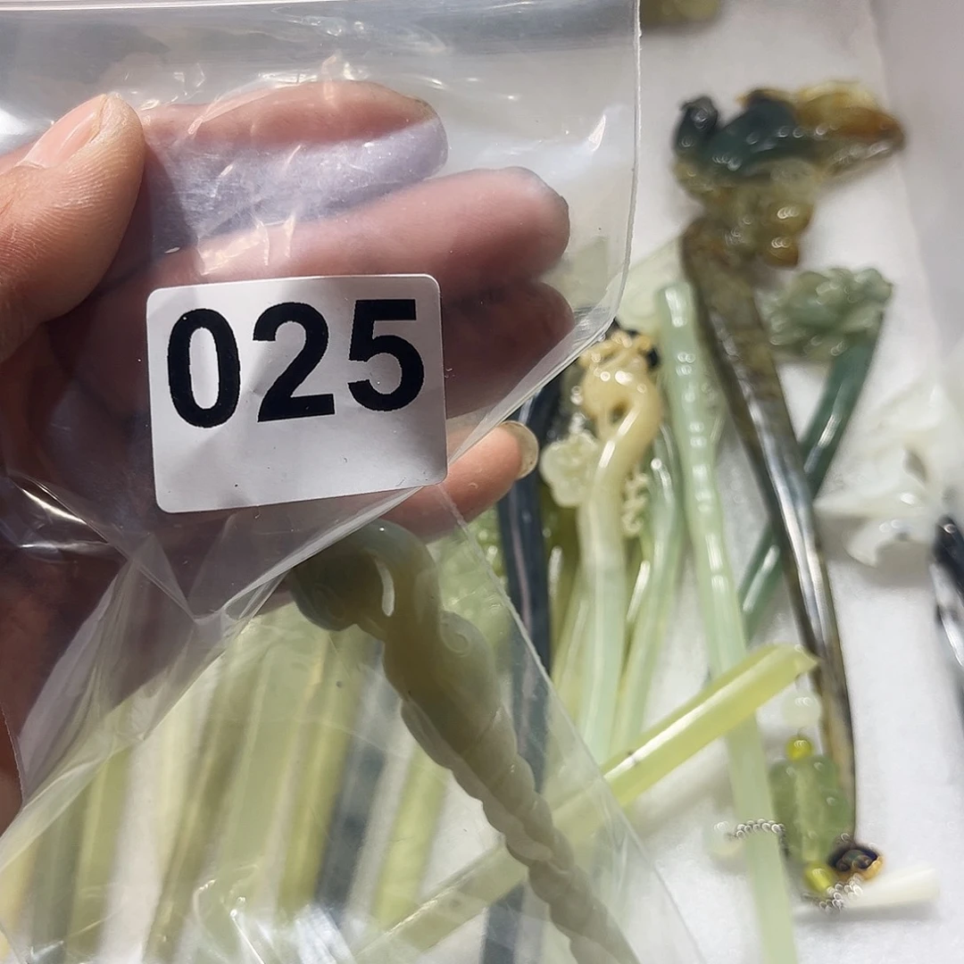 几***仪蛇纹石玉未镶嵌发簪