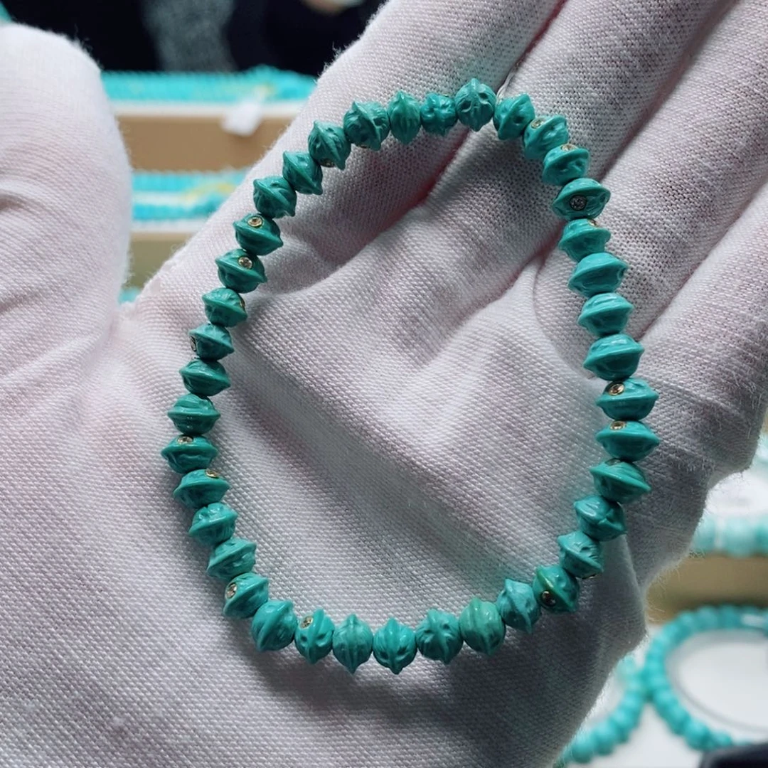 绿松石手串未镶嵌