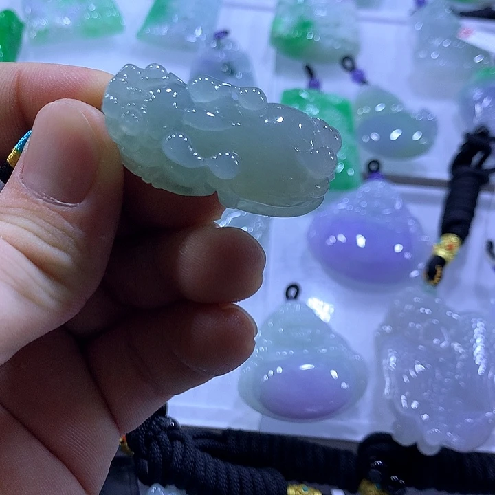 翡翠未镶嵌颈饰天然翡翠A货吊坠