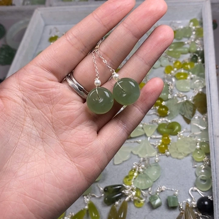 蛇纹石玉未镶嵌挂件耳饰耳环项链