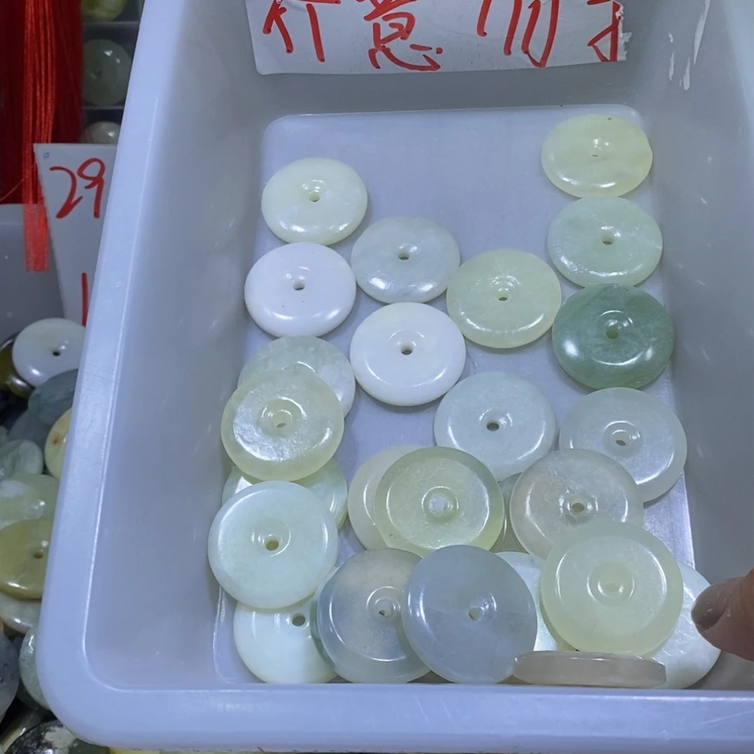 合金蛇纹石玉颈饰44