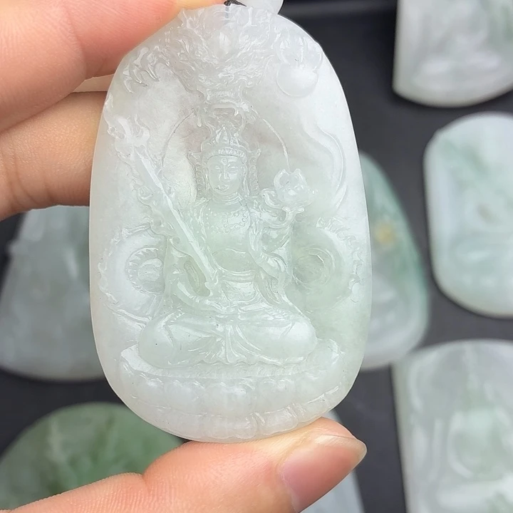 定制翡翠未镶嵌御龙虚空藏