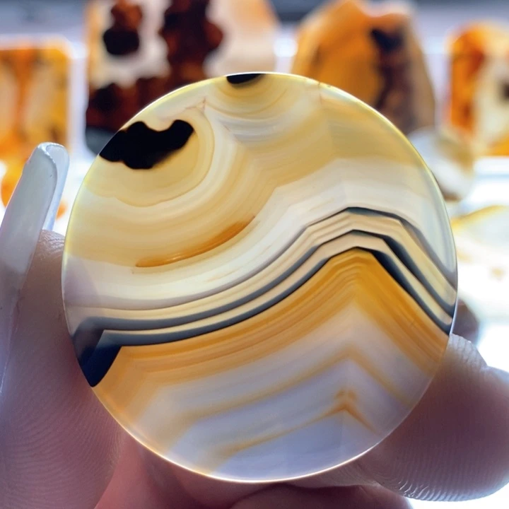 玛瑙/玉髓颈饰未镶嵌