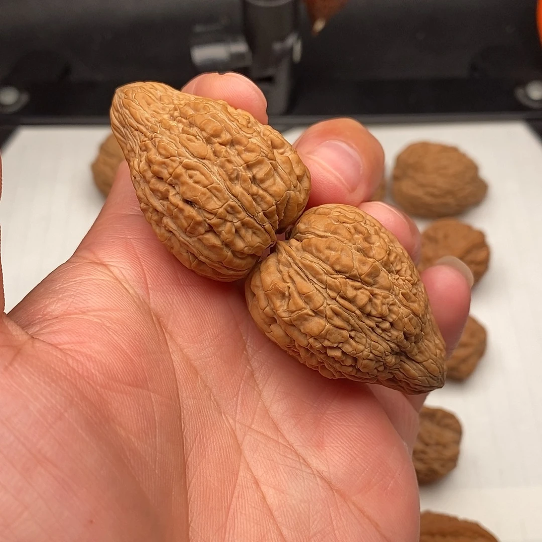 把件文玩核桃坐佛