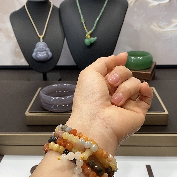 东陵石手镯未镶嵌