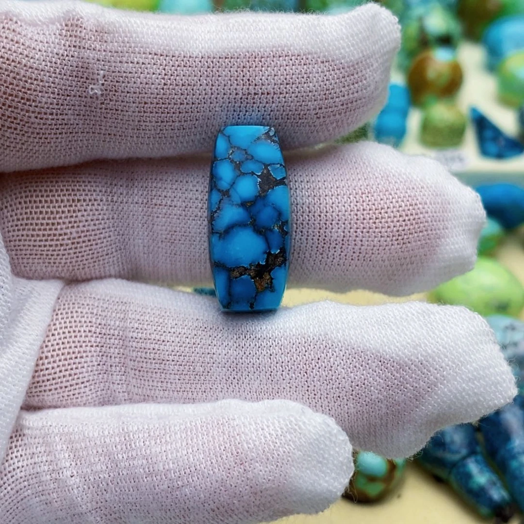 定制绿松石未镶嵌乌兰花桶珠