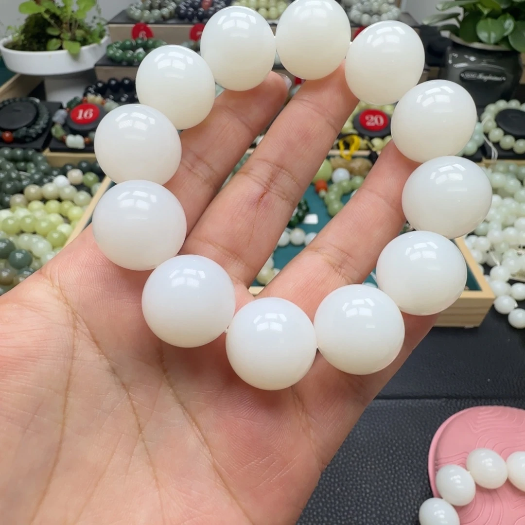 C***者和田玉未镶嵌手链20