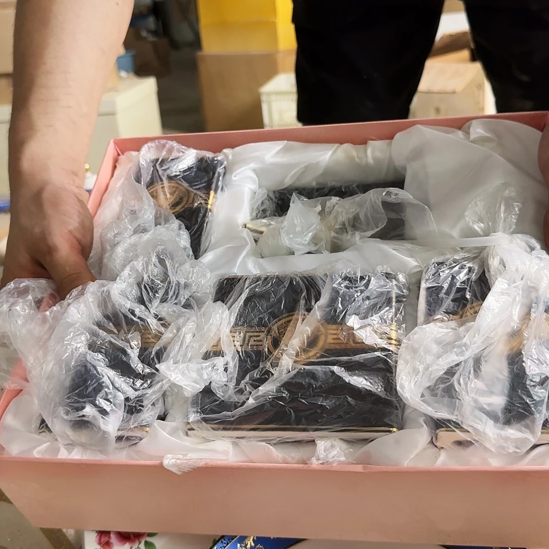 笑***笑瓷片陶瓷工艺骨瓷工艺批发工厂