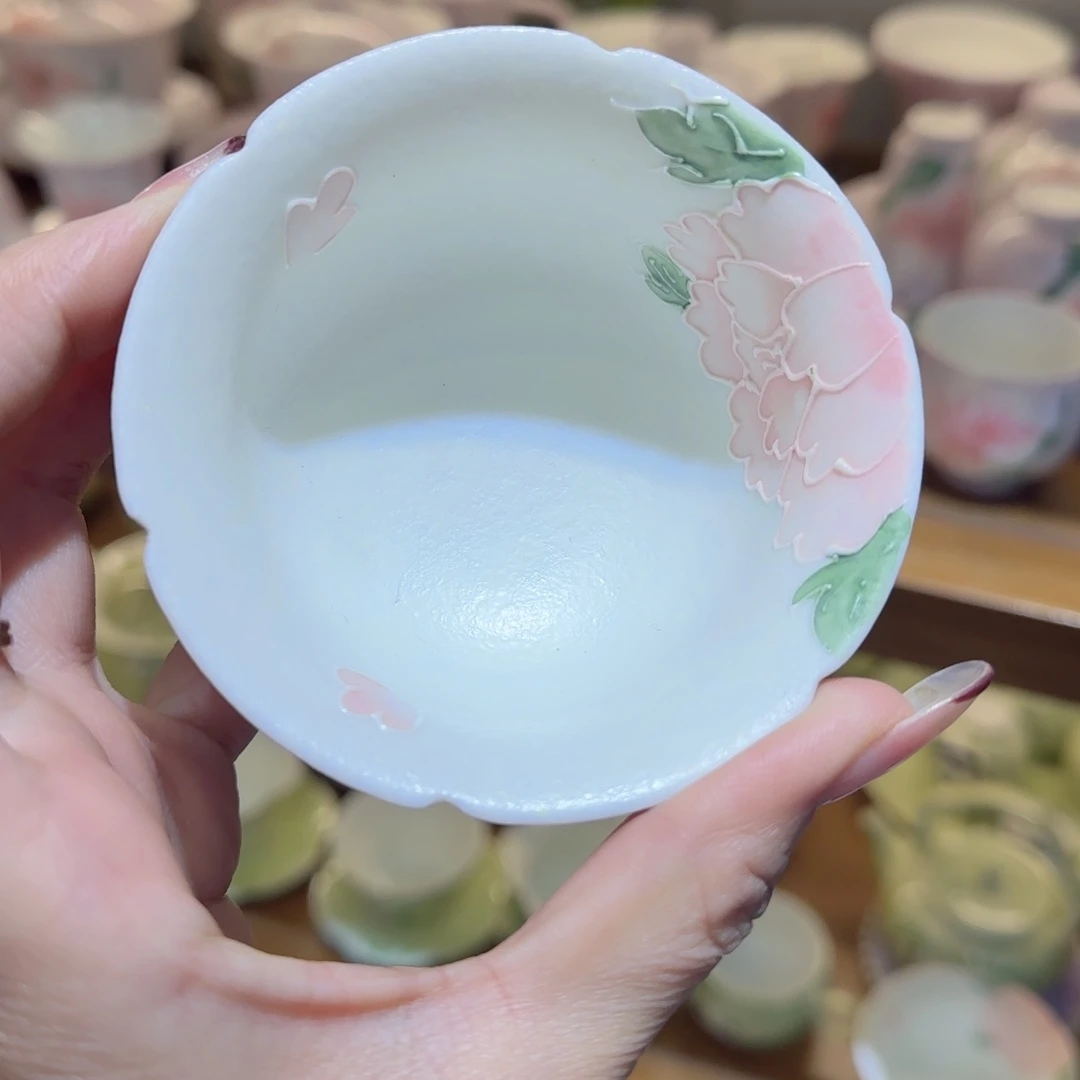 茶杯的小猫咪真的好好喝