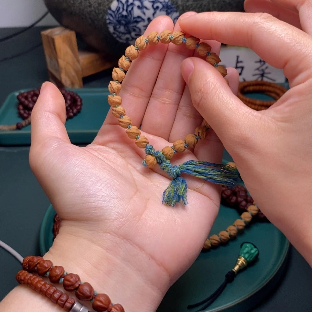 手串柏香籽/百香籽135.5蛇