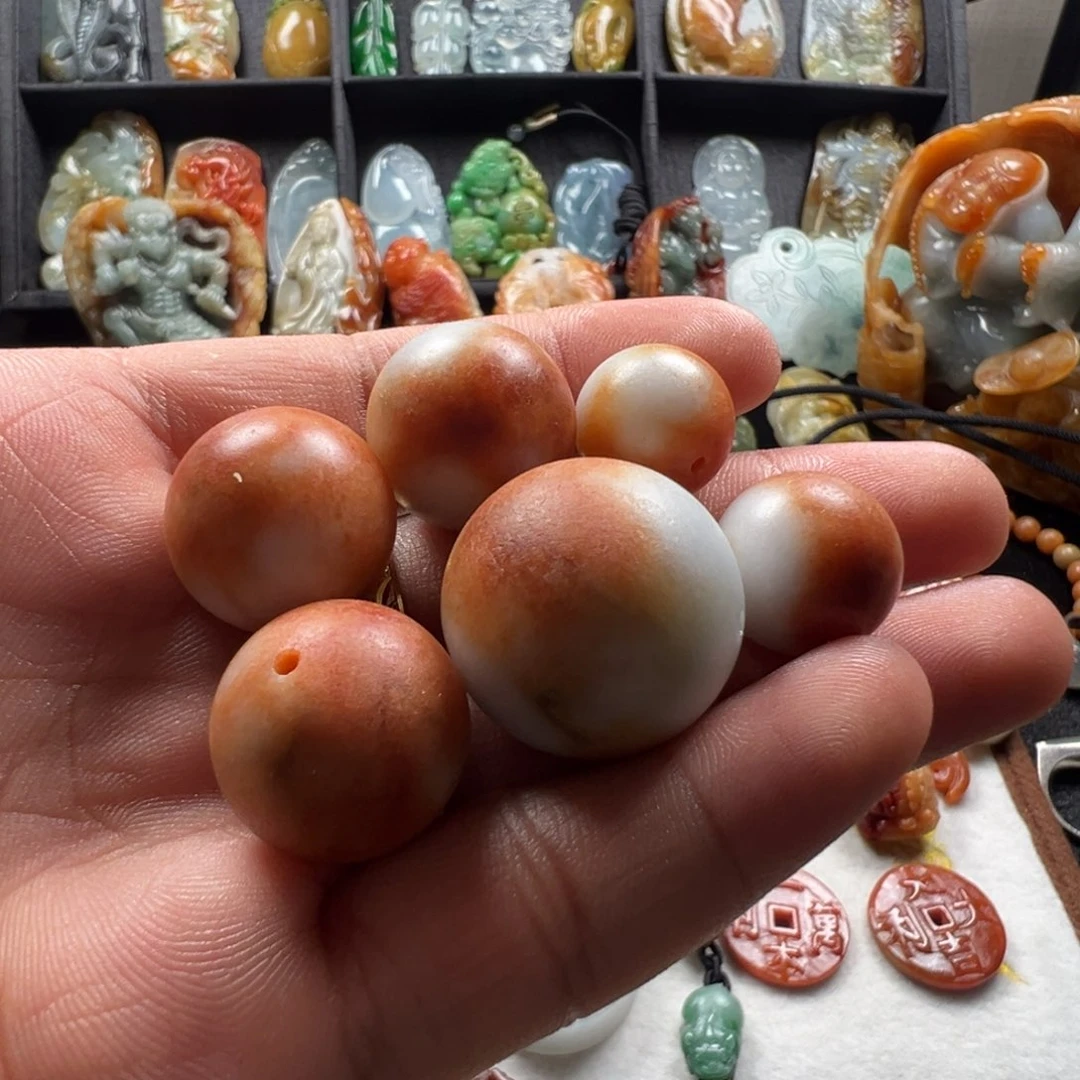 翡翠戒指未镶嵌南***鸿