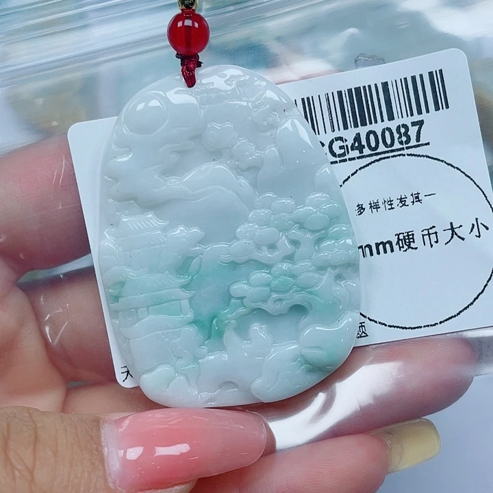 吊坠(不含链)未镶嵌翡翠