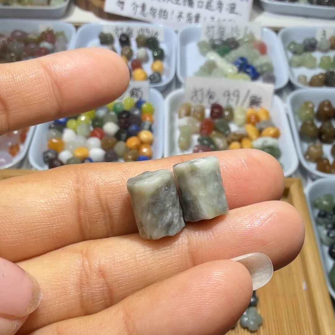 和田玉未镶嵌珠宝奇石