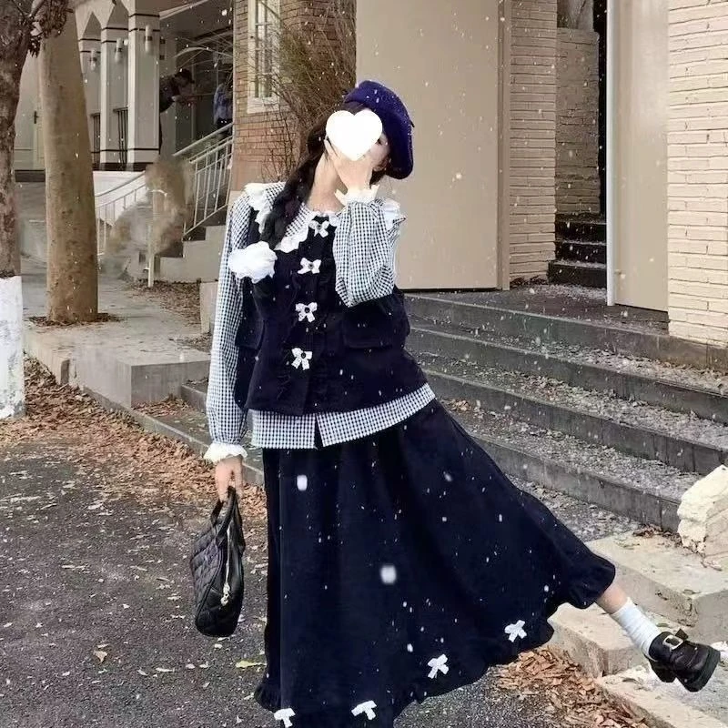 新款大码甜美风娃娃领衬衫+蝴蝶结花边马甲+半身裙显瘦三件套