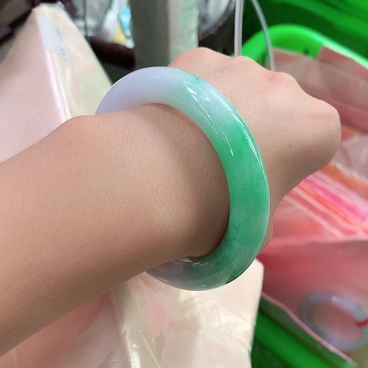 未镶嵌手镯翡翠阳绿胖圆