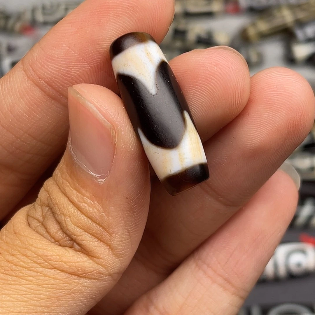 玛瑙/玉髓颈饰未镶嵌地****州