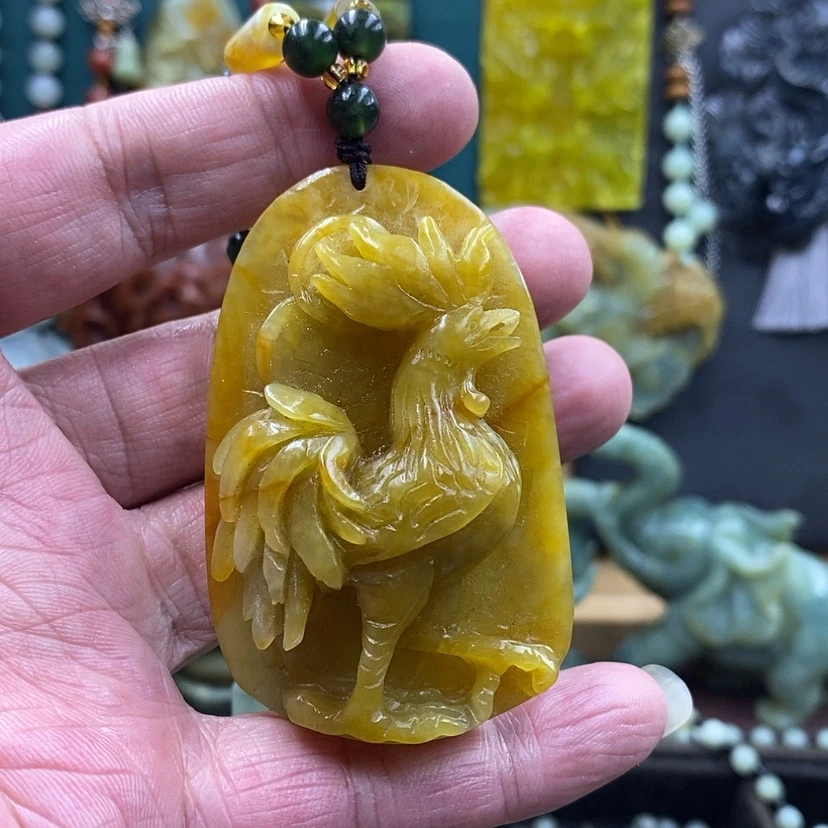 【闪购商品】未镶嵌蛇纹石玉吊坠