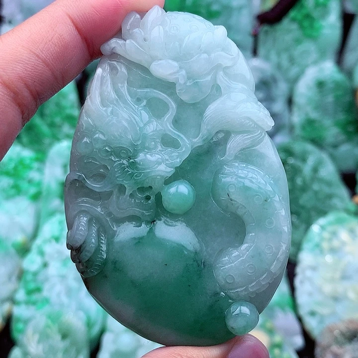 翡翠吊坠(不含链)未镶嵌