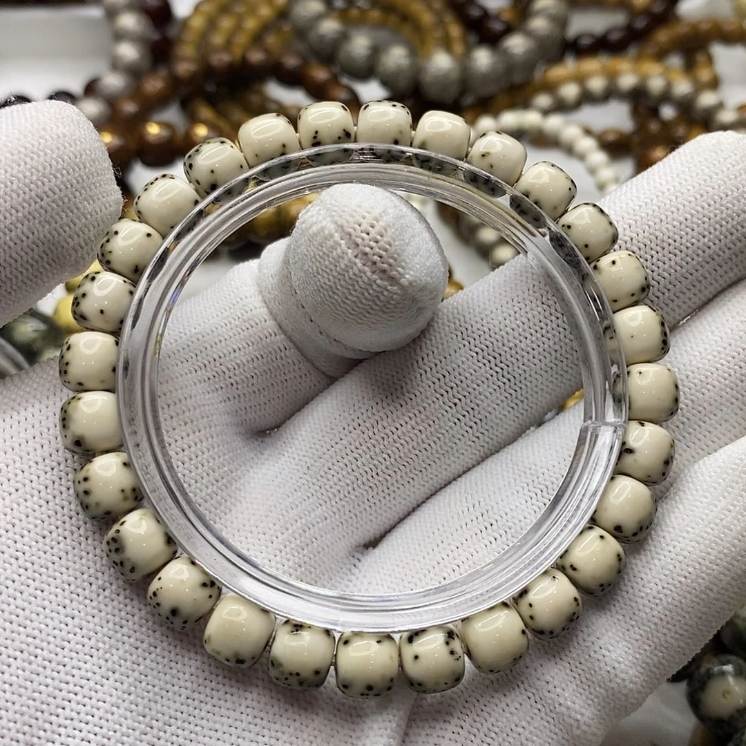 娜***吖吊坠星月菩提海南原生态星月菩提