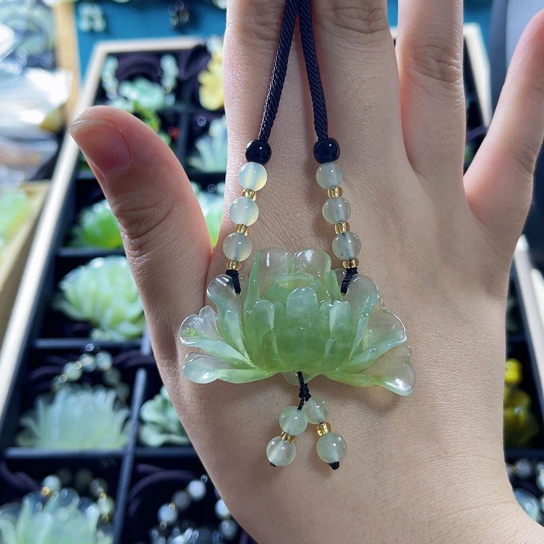 蛇纹石玉颈饰未镶嵌4