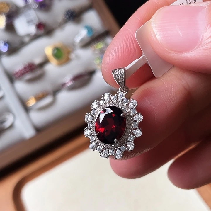 石榴石吊坠(不含链)银S925镶嵌鸽血红