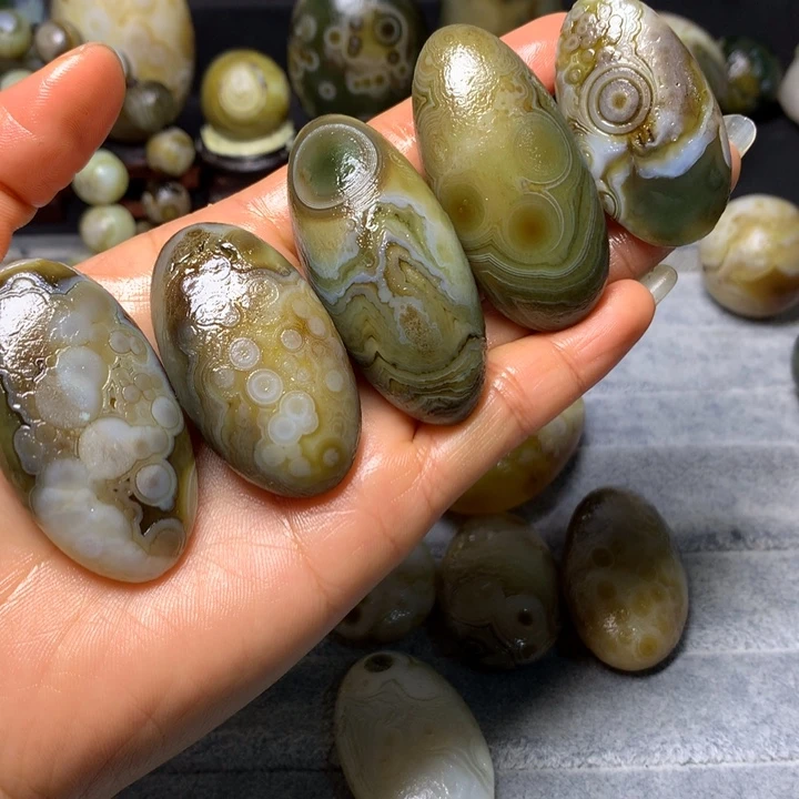 雨***洋玛瑙/玉髓未镶嵌裸石