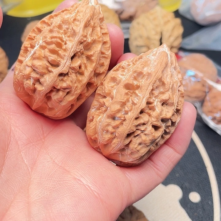 文玩核桃把件秋子灯笼