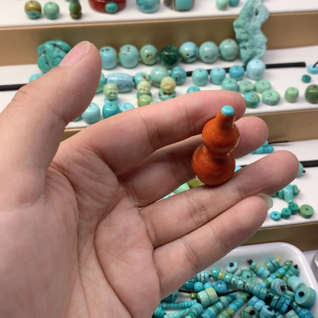 绿松石未镶嵌挂件