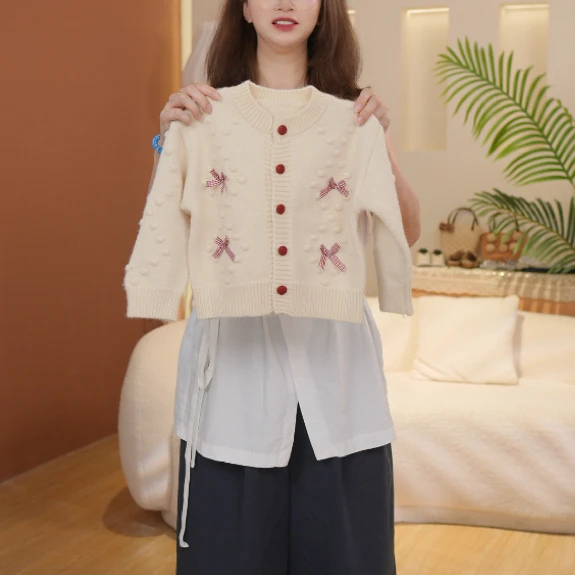 2025秋季新款女童韩版蝴蝶结点缀百搭针织毛衣外套