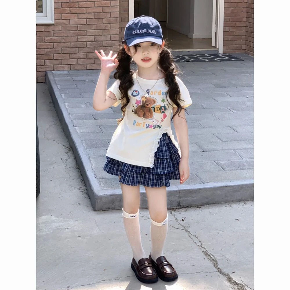 女童夏装半身裙两件套新款洋气女宝宝小熊开叉短袖格子蛋糕裙套装