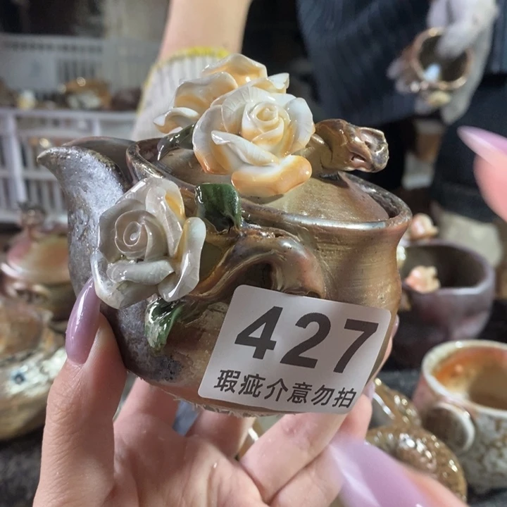 杯柴烧鱼汤锅等食材