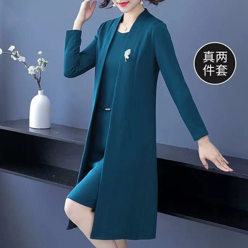 中老年妈妈秋装连衣裙两件套气质新款洋气40岁女春秋风衣外套套装