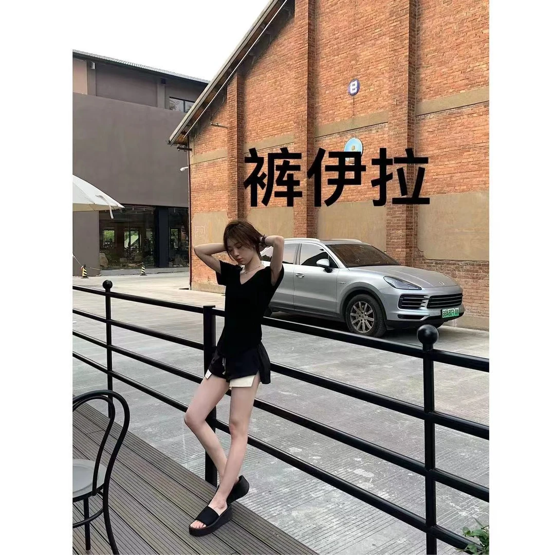莲的百万 【裤伊拉】2023夏季新款显瘦黑色法式时尚气质设计感短裤