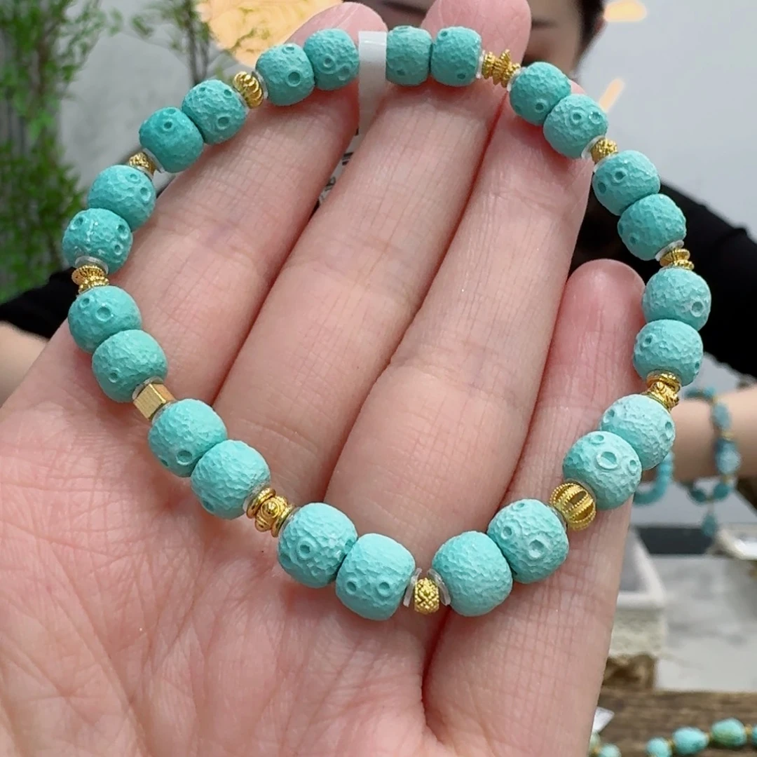 绿松石未镶嵌珠宝奇石